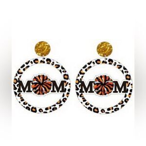 3/ $15 Brand New “Mom” Earrings